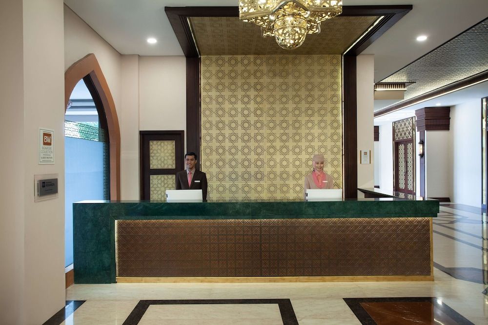 Alhambra Hotel & Convention, Bw Signature Collection 3