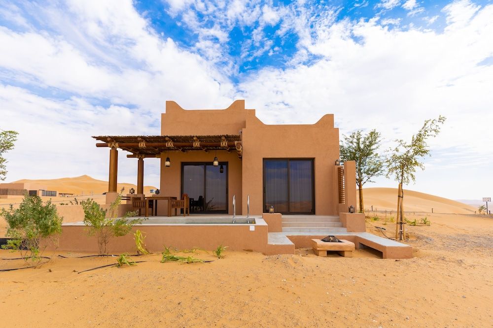 Bab Al Nojoum Bateen Liwa 3