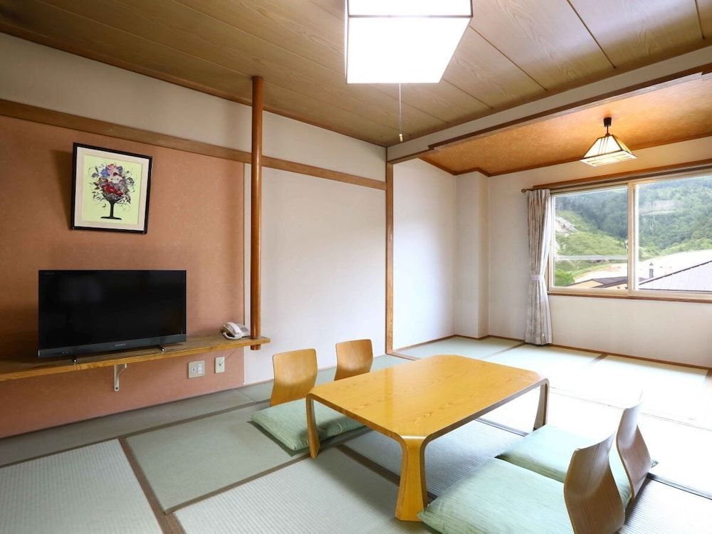 Manza Onsen Nisshinkan 3