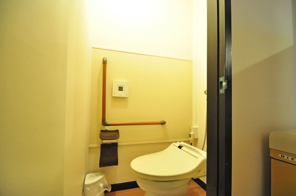 Kajiya Bekkan Ramakkoro Yamenekoyado 3