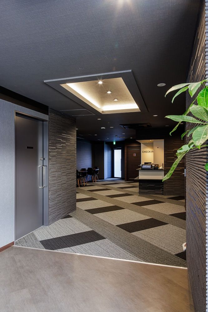 Reftel Osaka Itami Airport Hotel 2