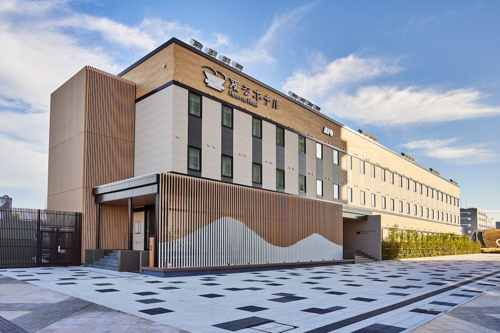 Henna Hotel Komatsu Ekimae 4 estrelas em Komatsu