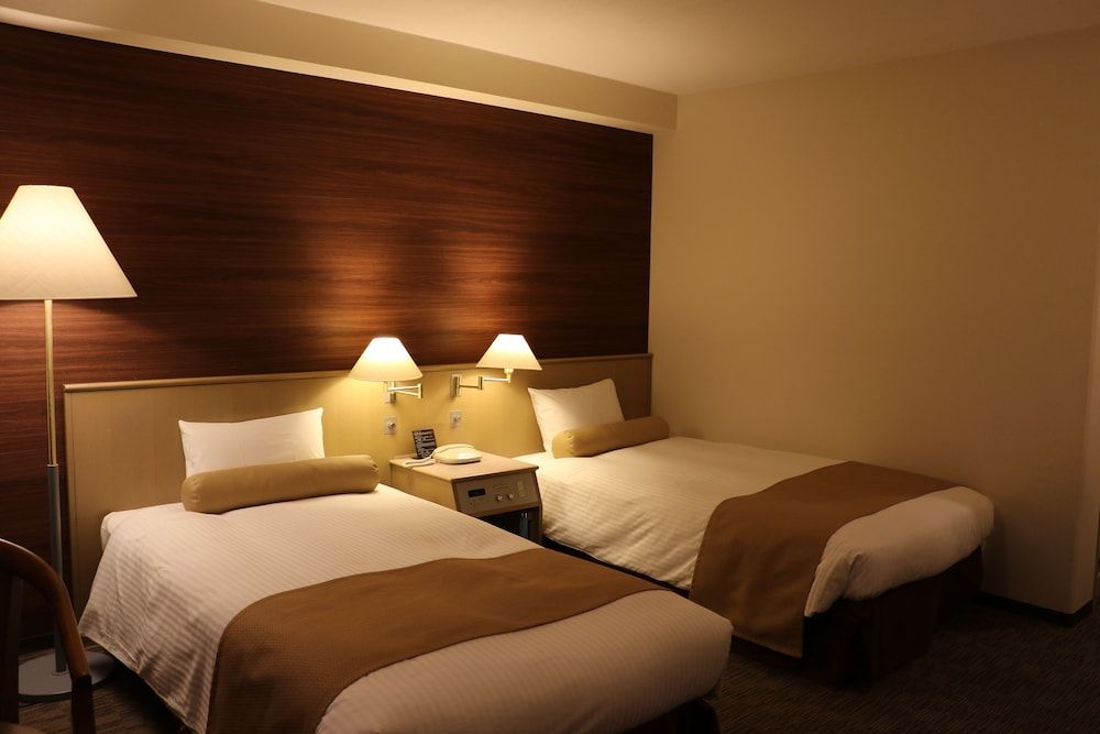 MINAMISENRI Crystal Hotel 3