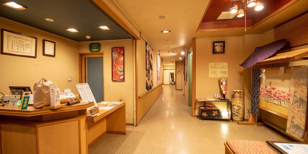 Yudanaka Ryokan Hakura 2