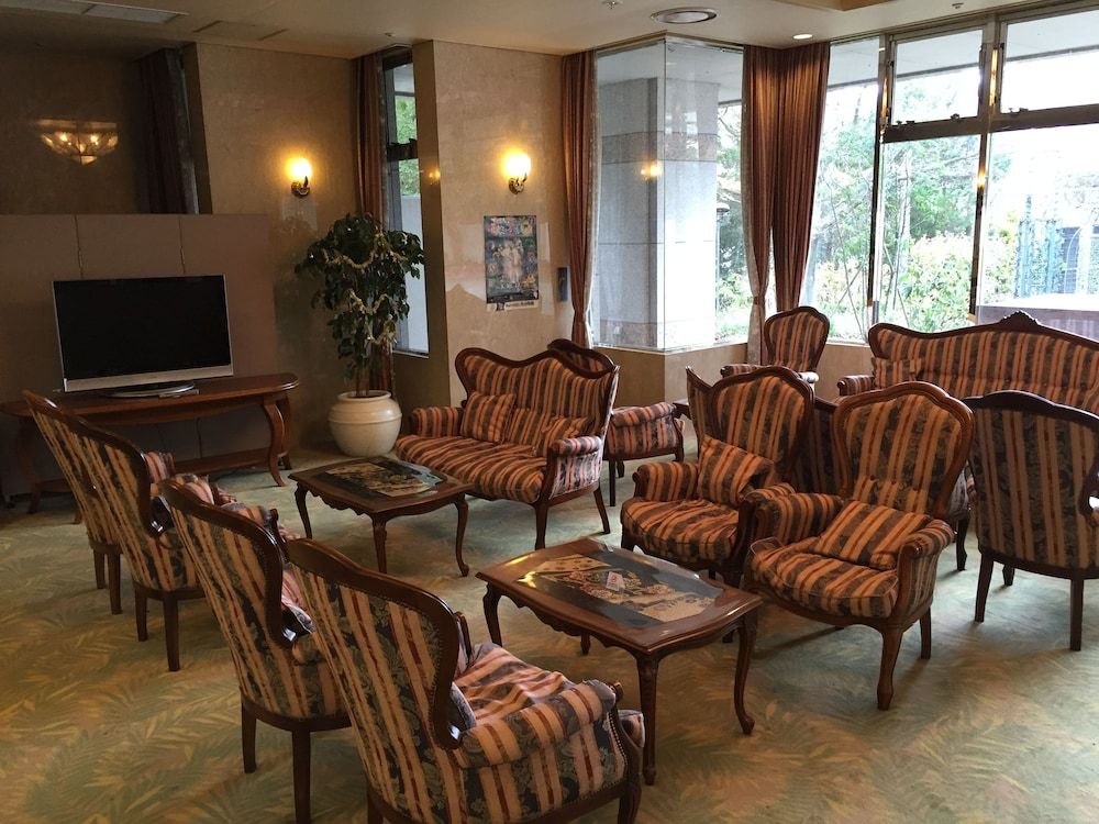 Breezbay Hotel & Resort Gero 2