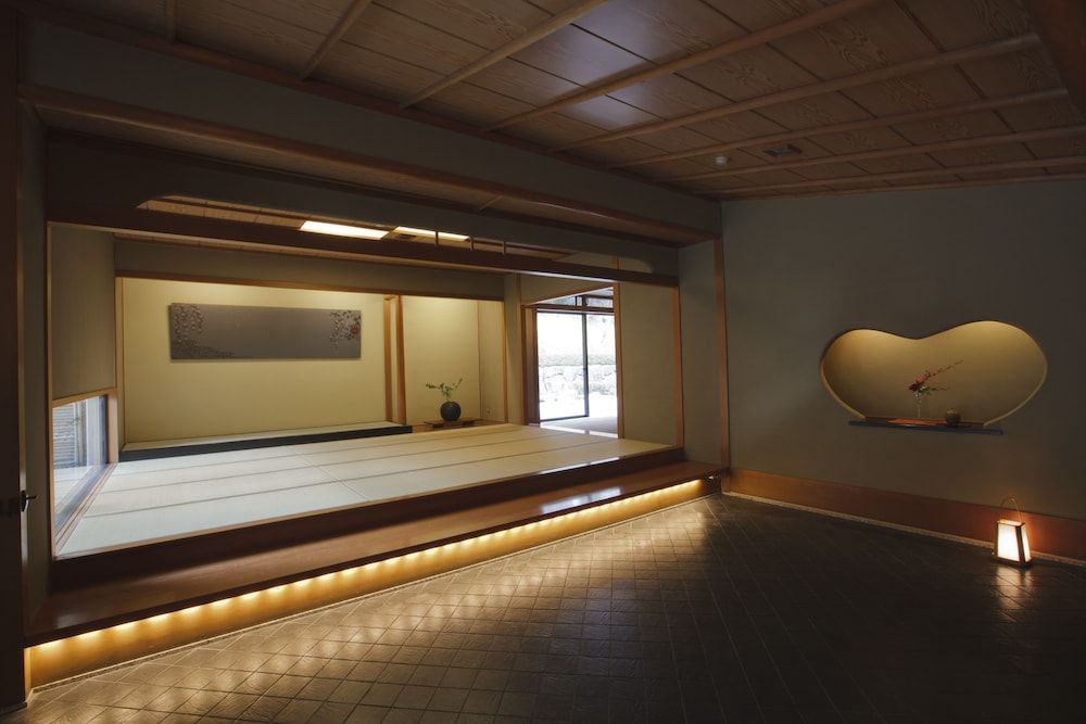 Yunohana Resort Suisen 2