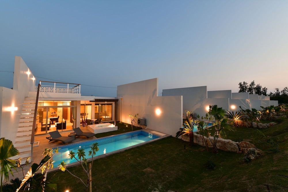 Feliz Villa Suite Irabujima Sawada 1
