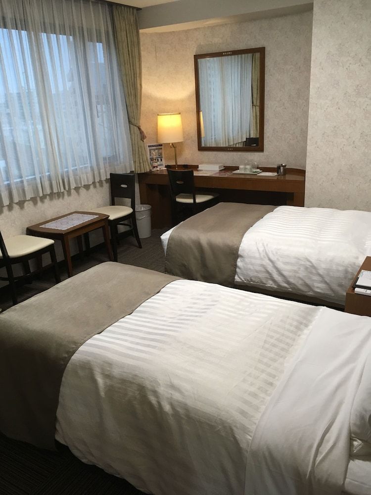Shinmatsudo Station Hotel 2