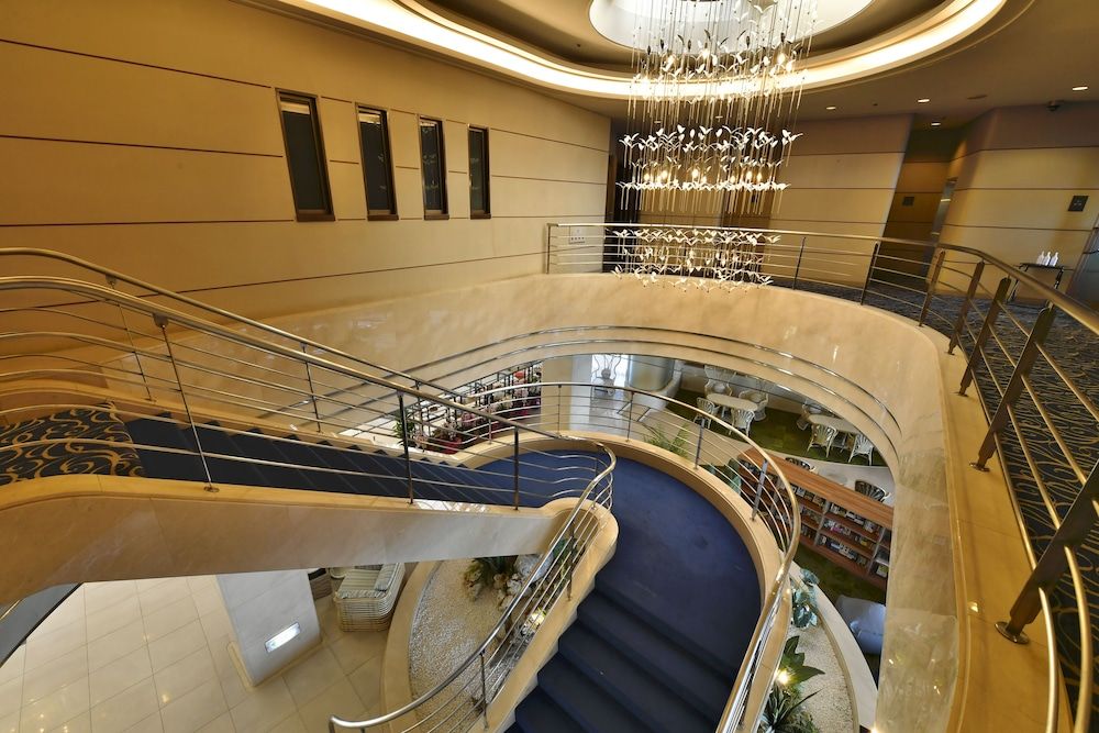 The Gran Resort Elegante Shirahama 2