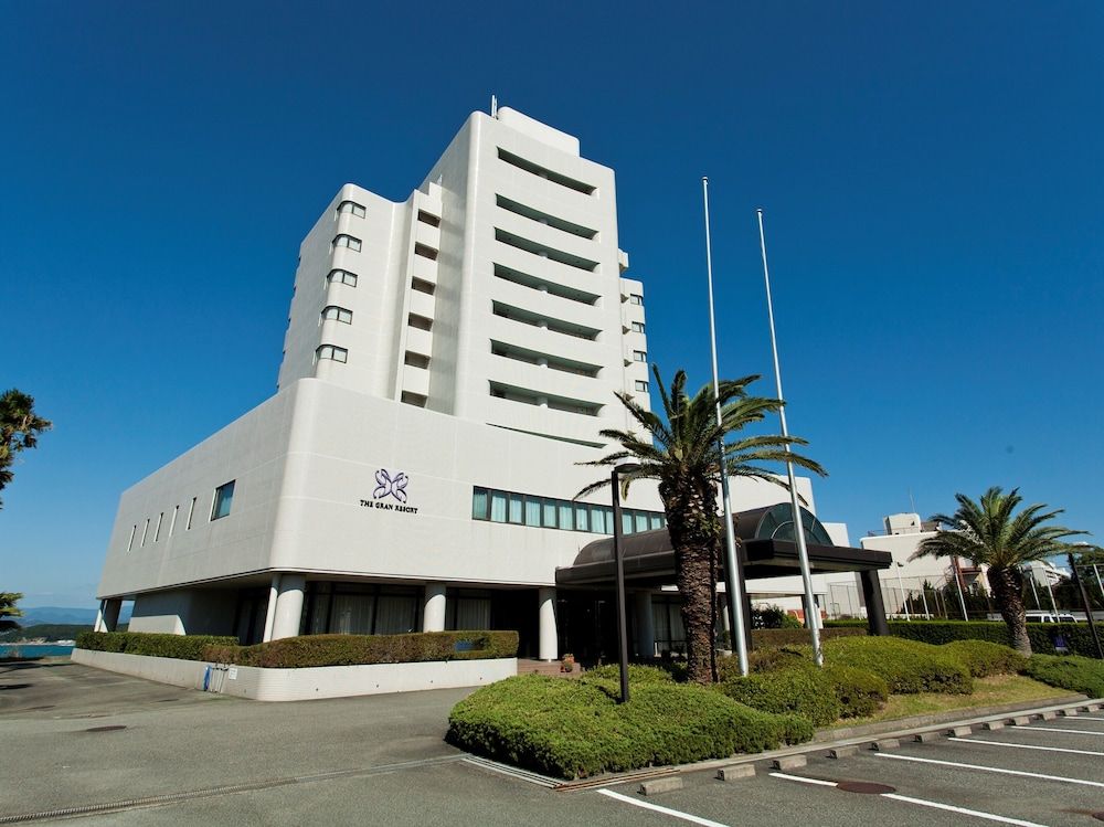 The Gran Resort Elegante Shirahama