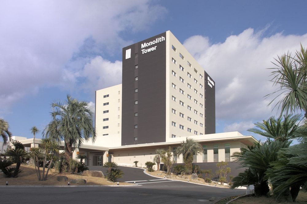 Spa Resort Hawaiians Monolith Tower 1