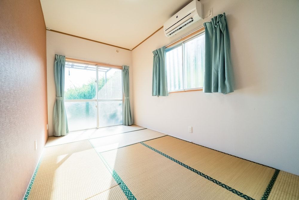 yellowsubmarineokinawa 2