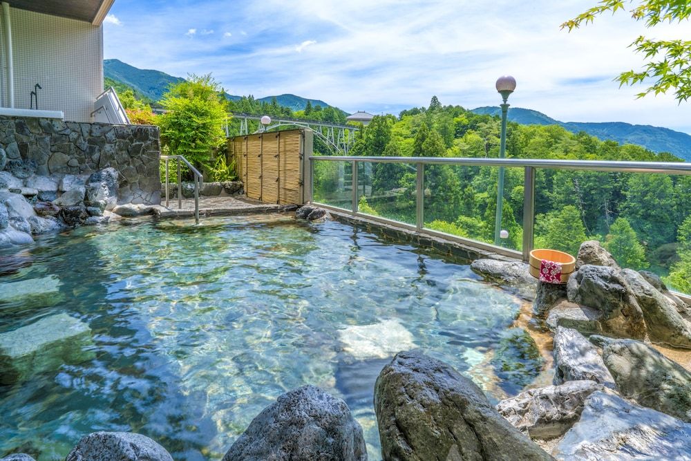 Ooedo Onsen Monogatari Premium Gero Shinkan