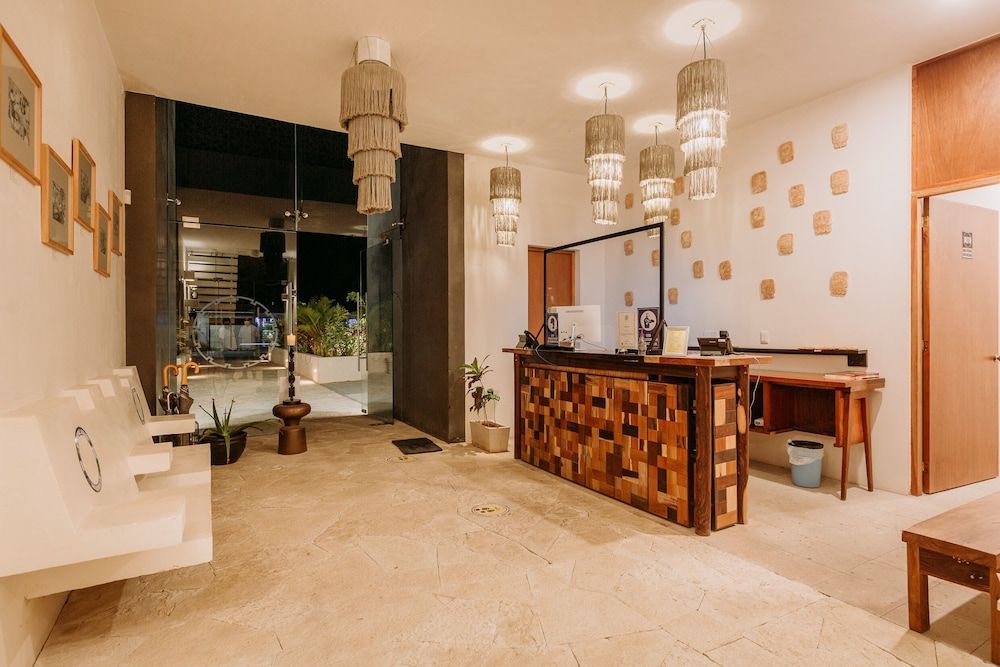 Hotel Waye 2