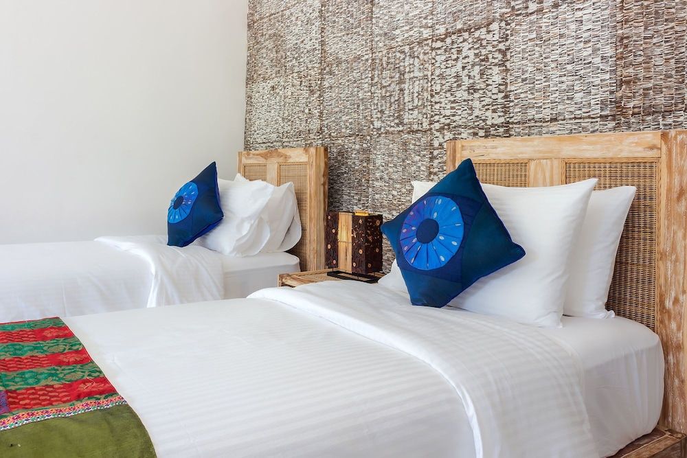 Kura Kura Beach Resort 2