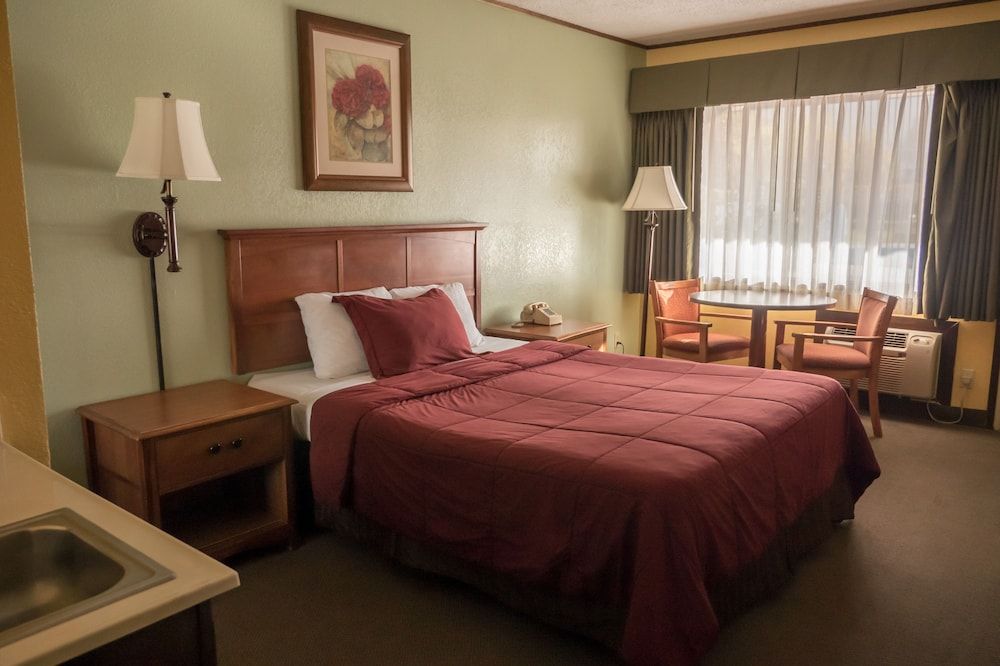 Western Holiday Lodge Sequoia National Park 2