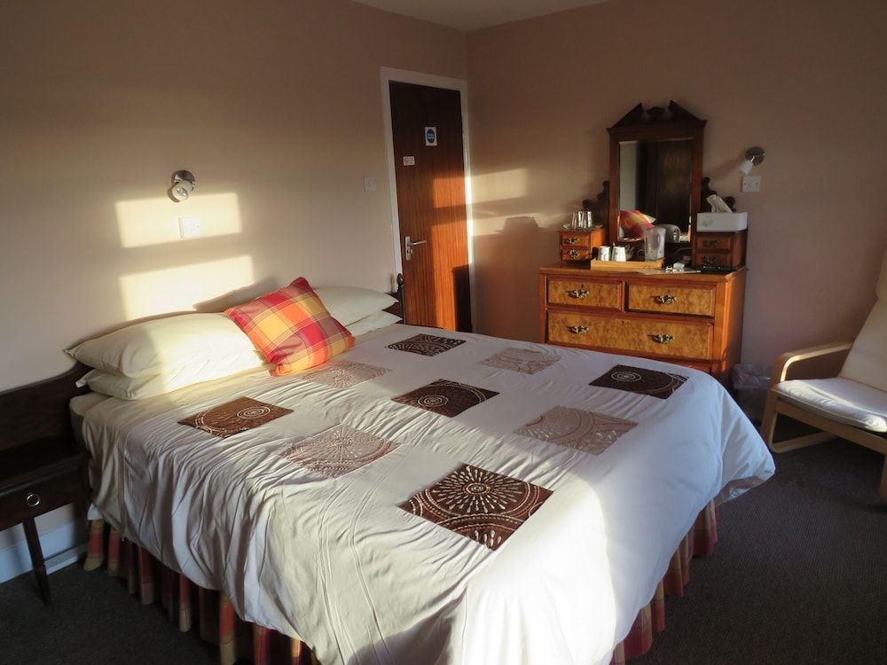 Carnside Guest House 3