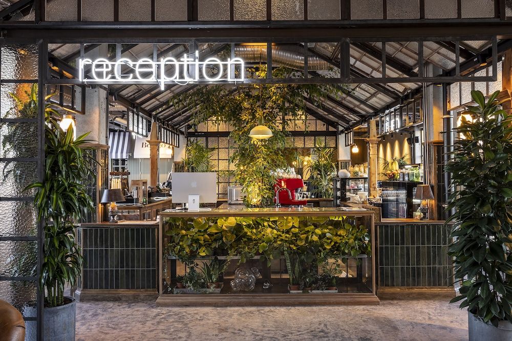 The Greenhouse Hotel 3