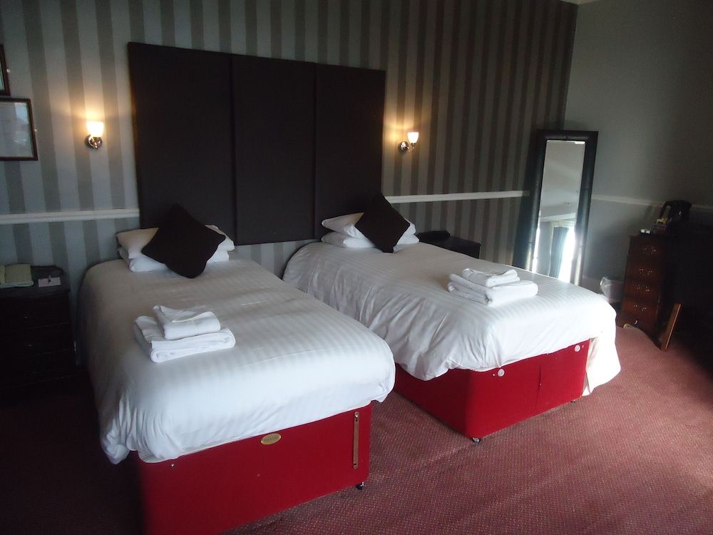 The Highfield Hotel 3