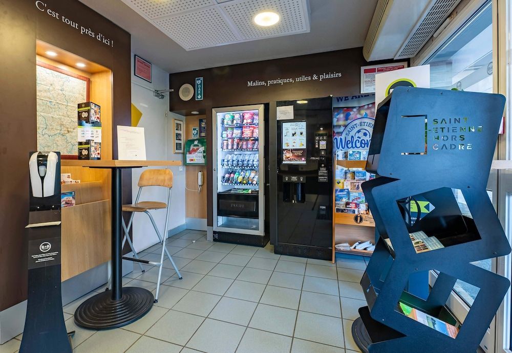 B&B HOTEL Saint-Etienne La Terrasse 2