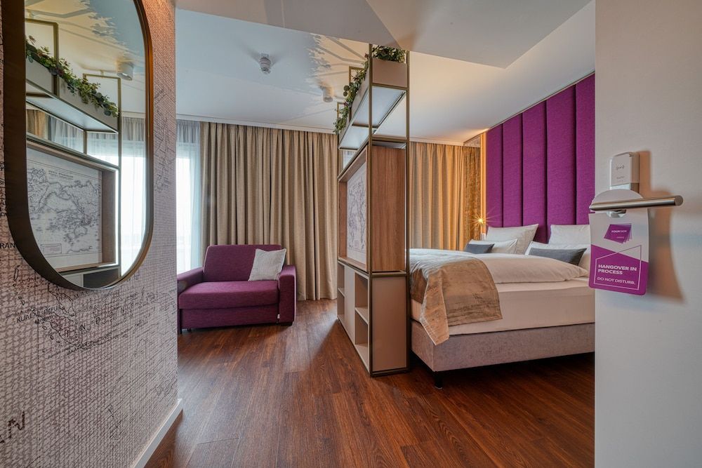 VOYA Hotel 3