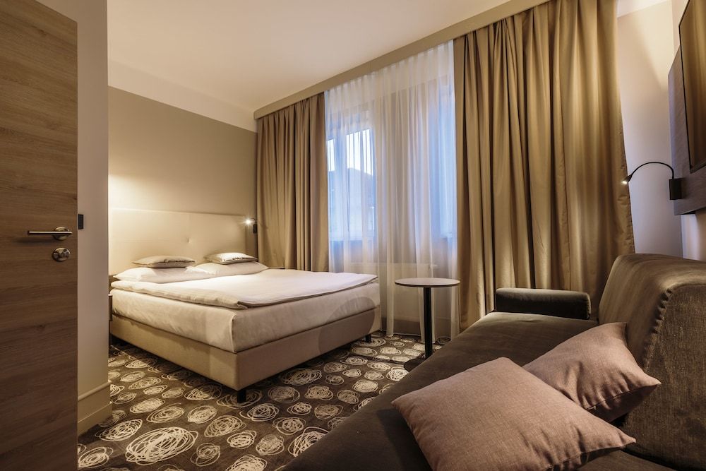 Hotel Center 3 étoiles à Novo Mesto