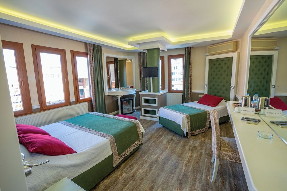 Berrak Otel 2 estrelas em Salihli