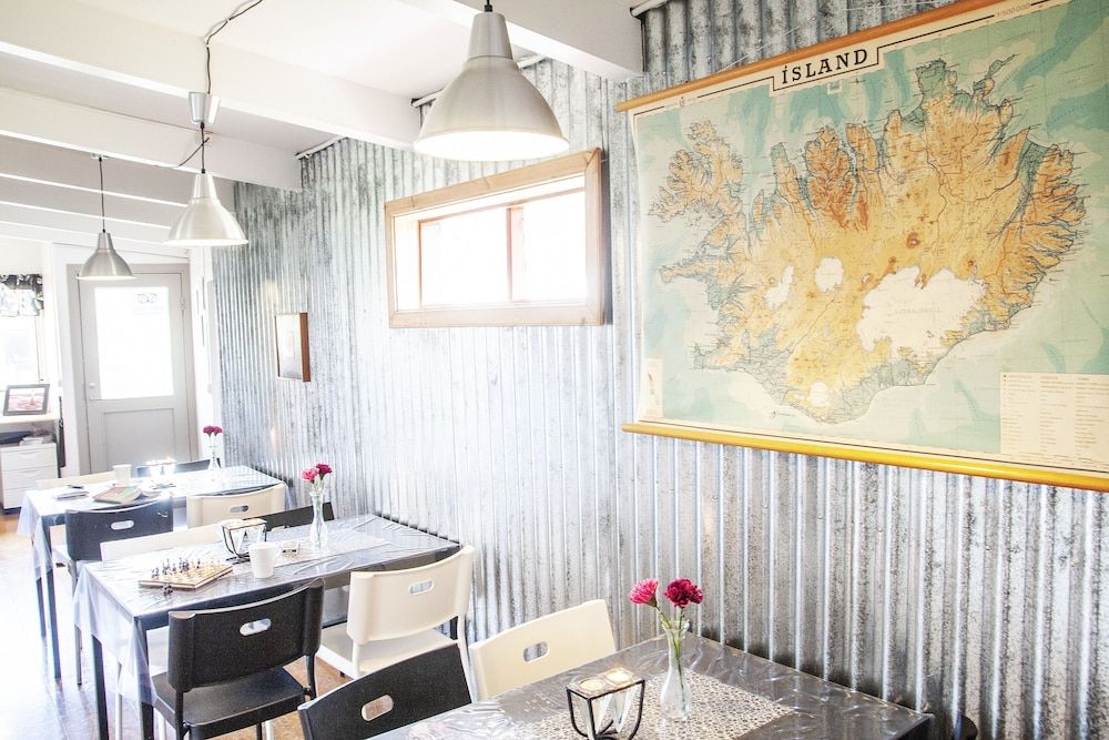 Fossardalur Guesthouse - Hostel 3