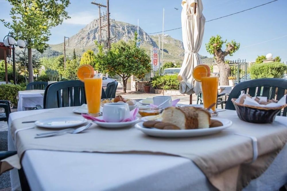 Vasilios Marinos Rooms