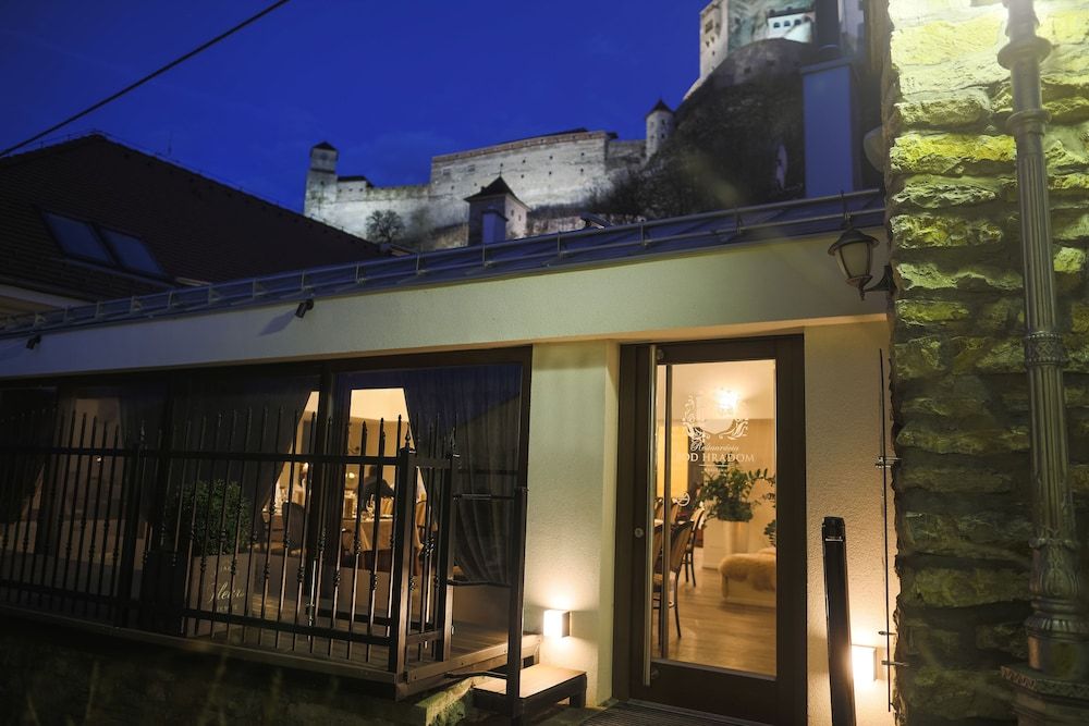 Hotel pod hradom 3 estrelas em Trenčín
