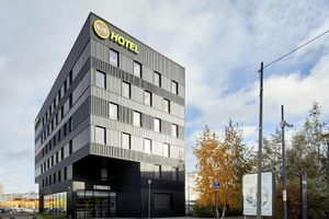 B&B HOTEL CERGY Saint-Christophe