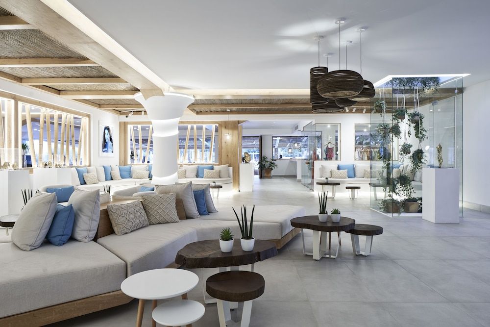 Nikki Beach Resort & Spa Santorini 2