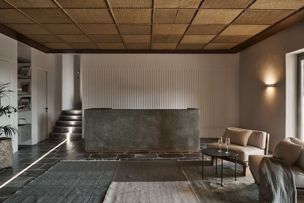 Archipelagos All Suites 2