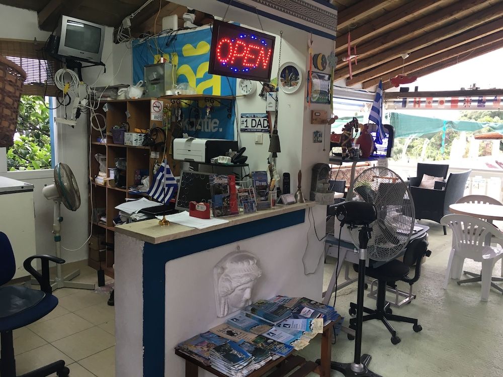 Andromaches Holiday Apartments 2