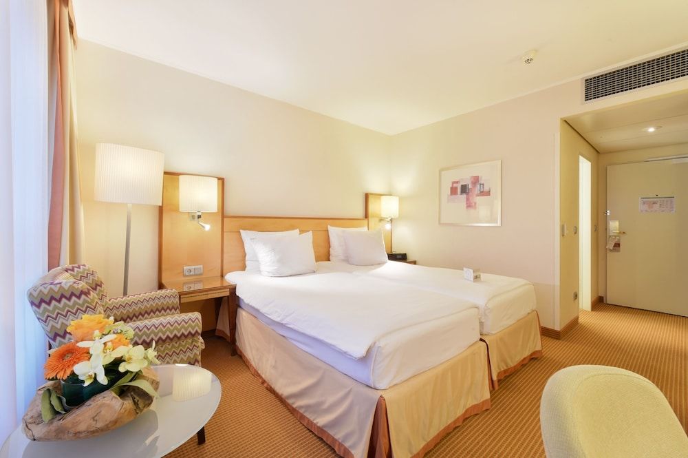 The Q Quadro City Hotel 3