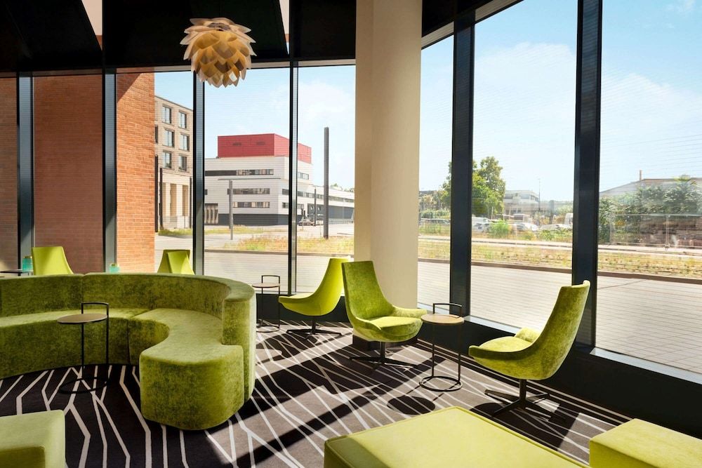 Super 8 by Wyndham Mainz Zollhafen 2