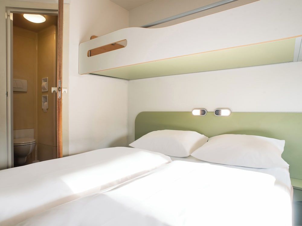 B&B HOTEL Berlin Genshagen-Nord 1