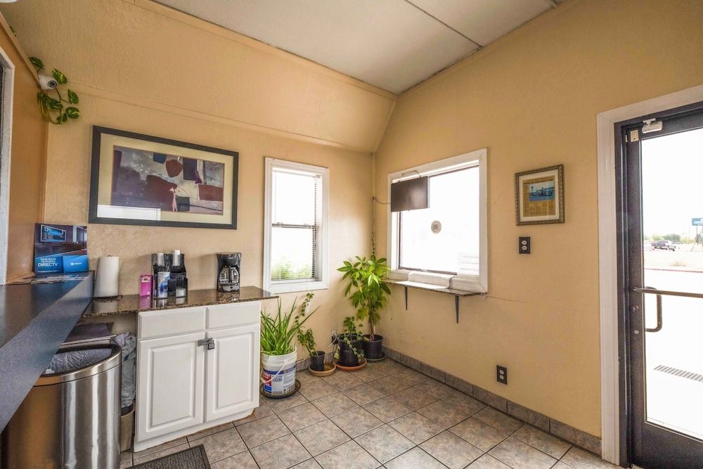 Oyo Hotel Odessa TX, East Business 20 2