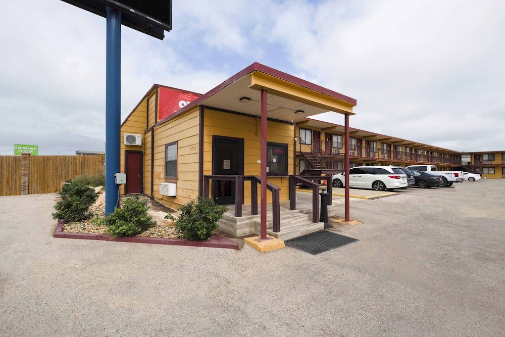 Oyo Hotel Odessa TX, East Business 20 2 étoiles à Odessa