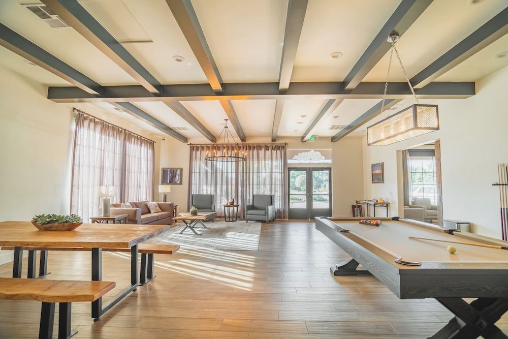 Riviera Oaks Resort & Racquet Club 2