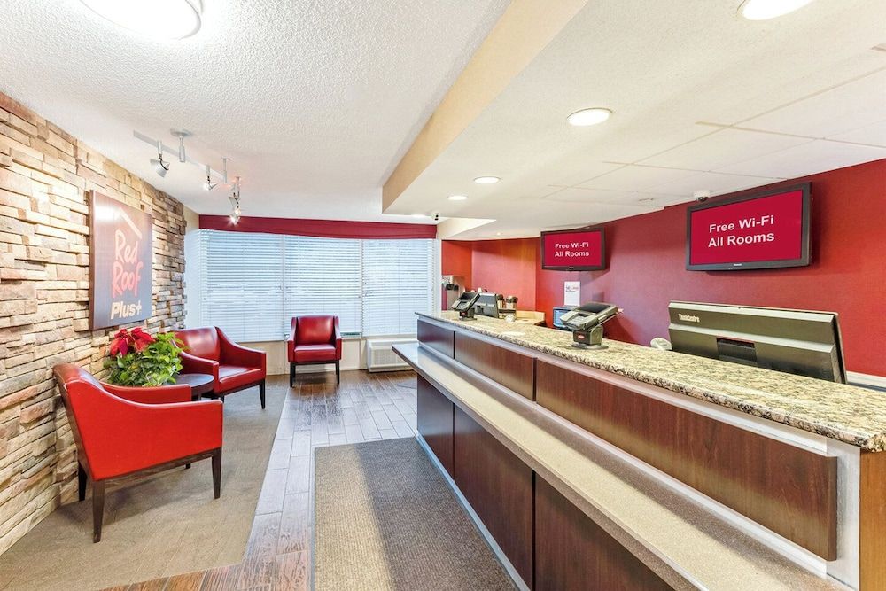 Red Roof Inn PLUS+ Mt Pleasant - Patriots Point 3