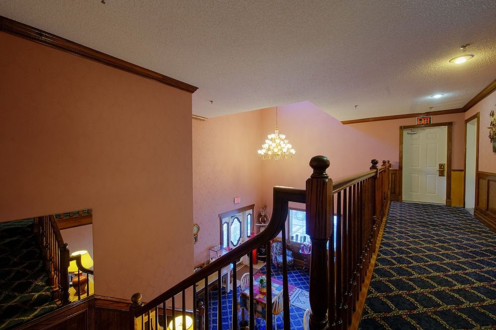 Hotel O Eureka Springs - Christ Of Ozark Area 2