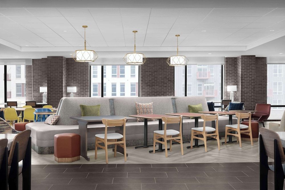 Home2 Suites By Hilton Falls Church 3