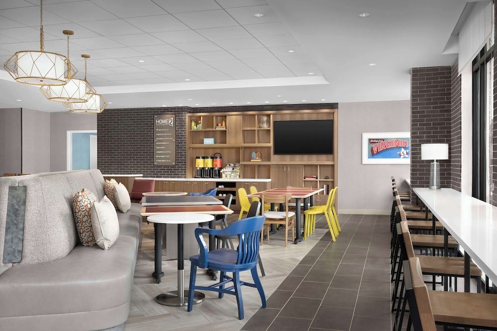 Home2 Suites By Hilton Falls Church 2