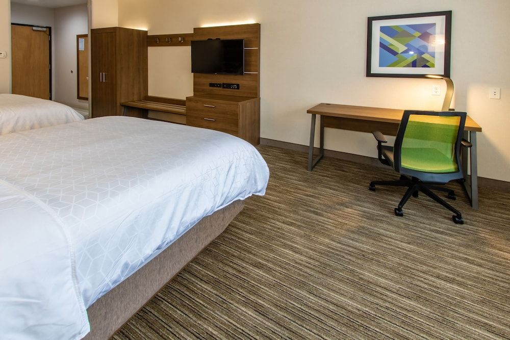 Holiday Inn Express Hotel & Suites Roseville - Gal 3