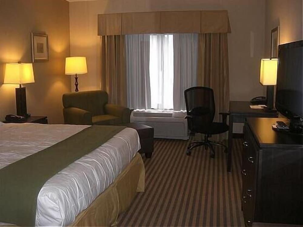 Holiday Inn Express Johnson City by IHG 3