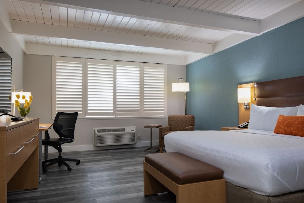 Days Inn by Wyndham Davis Near UC Davis 3