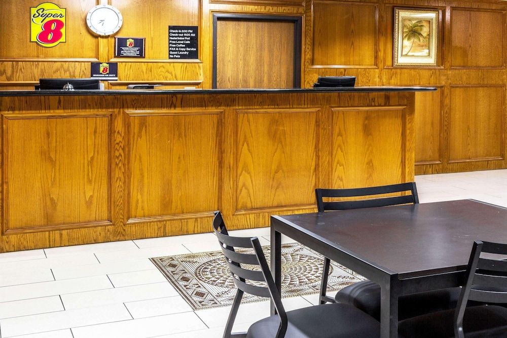 Super 8 by Wyndham League City/Kemah Area 2 estrelas em League City