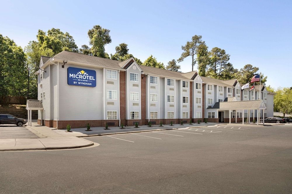 Microtel Inn & Suites by Wyndham Raleigh 2 estrellas en Raleigh