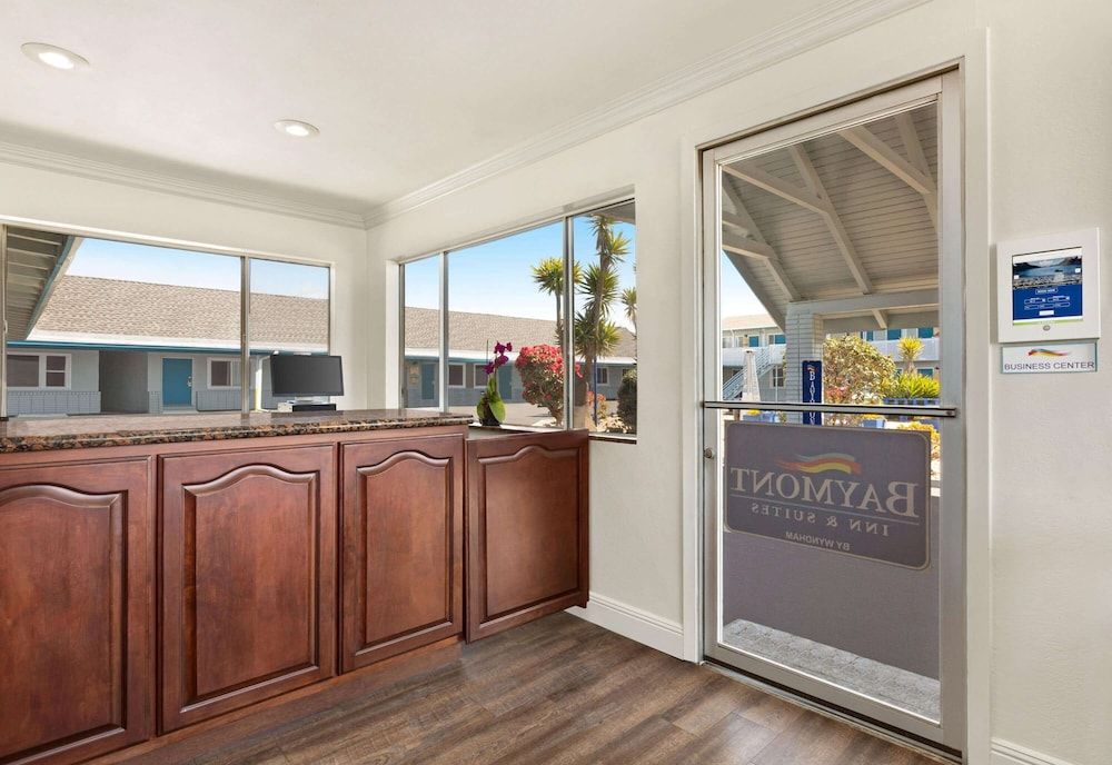 Baymont by Wyndham Fort Bragg at Oceanview 3